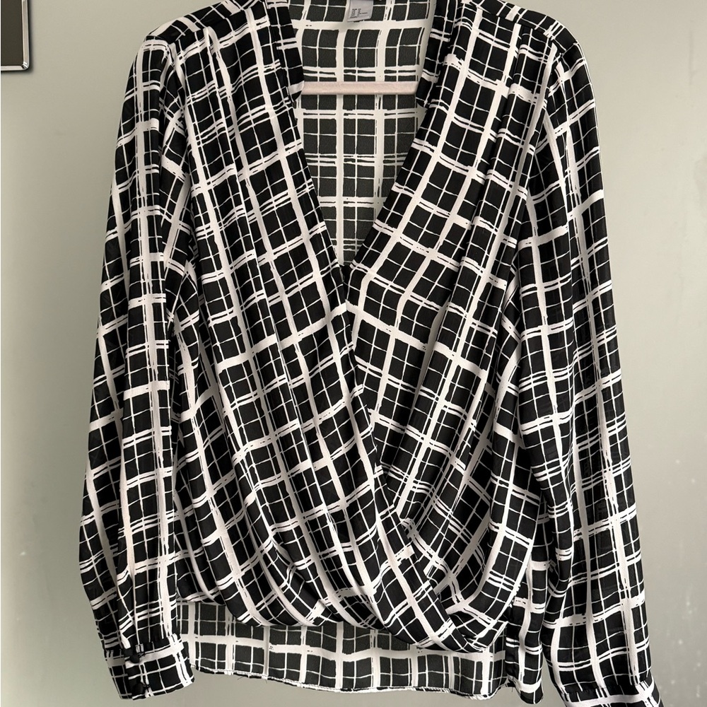 H&M Concepts Black and White Wrap Blouse